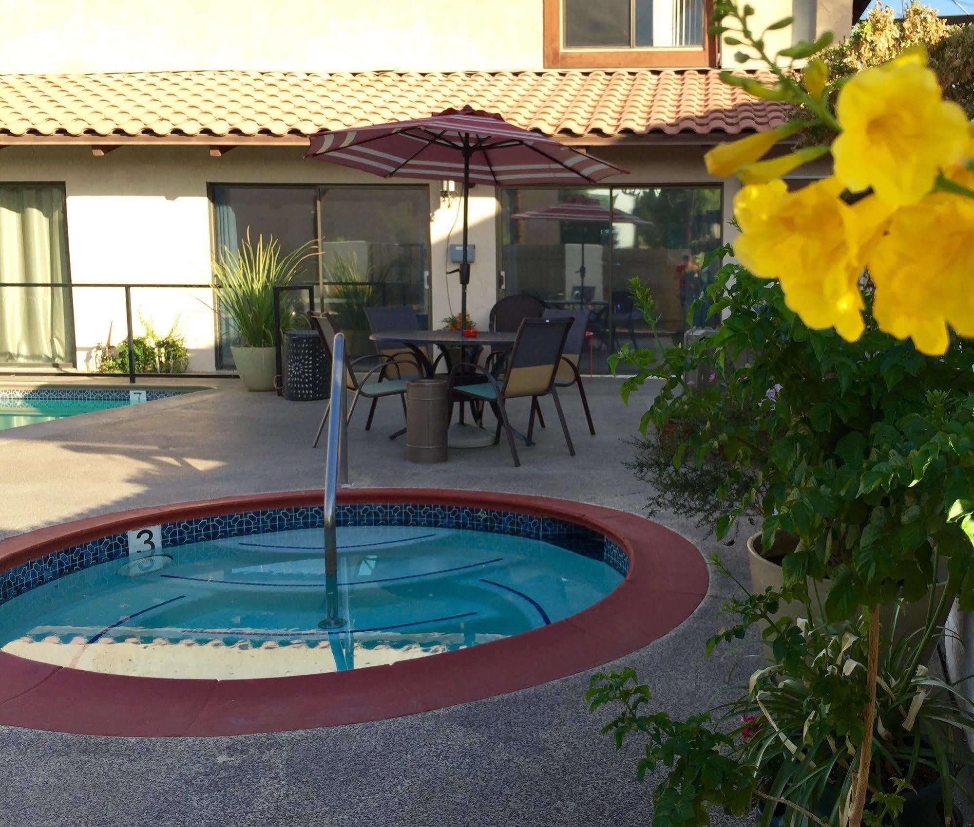 Palms Hotel Palm Desert Exterior foto